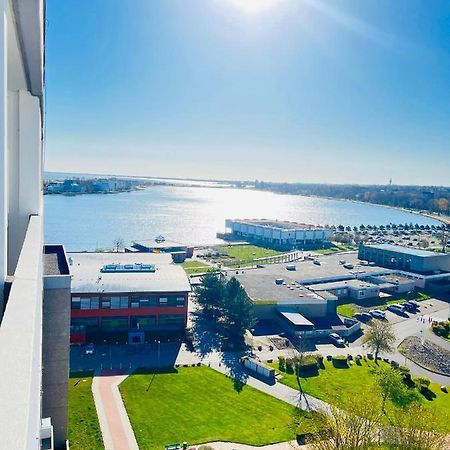 Derzeit Beliebt - Phaenomenaler Ausblick Auf Binnen- Und Ostsee Heiligenhafen Ngoại thất bức ảnh